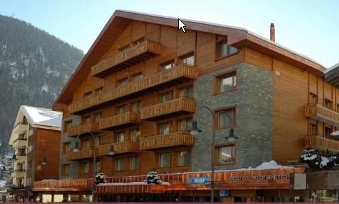 Le Petit Cervin Hotel Zermatt Ngoại thất bức ảnh A typical hotel in Les Saisies